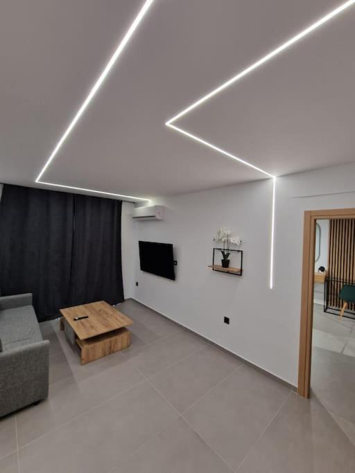 Patras Blue Sea And Sky Deluxe Apartment Екстер'єр фото