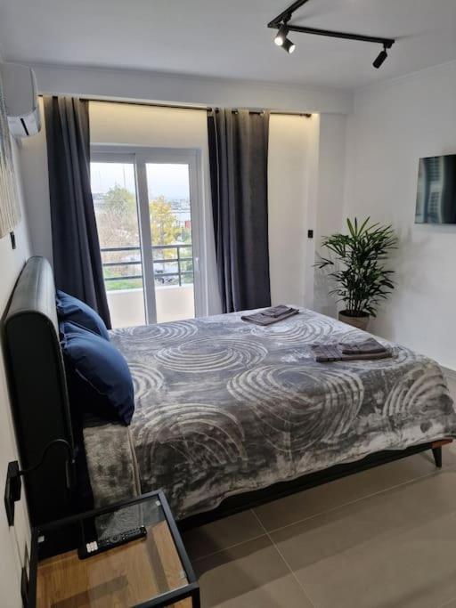 Patras Blue Sea And Sky Deluxe Apartment Екстер'єр фото